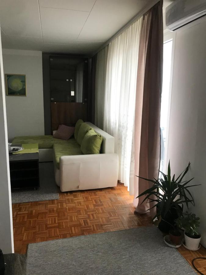 Dan I Noc Apartment Баня Лука Екстериор снимка